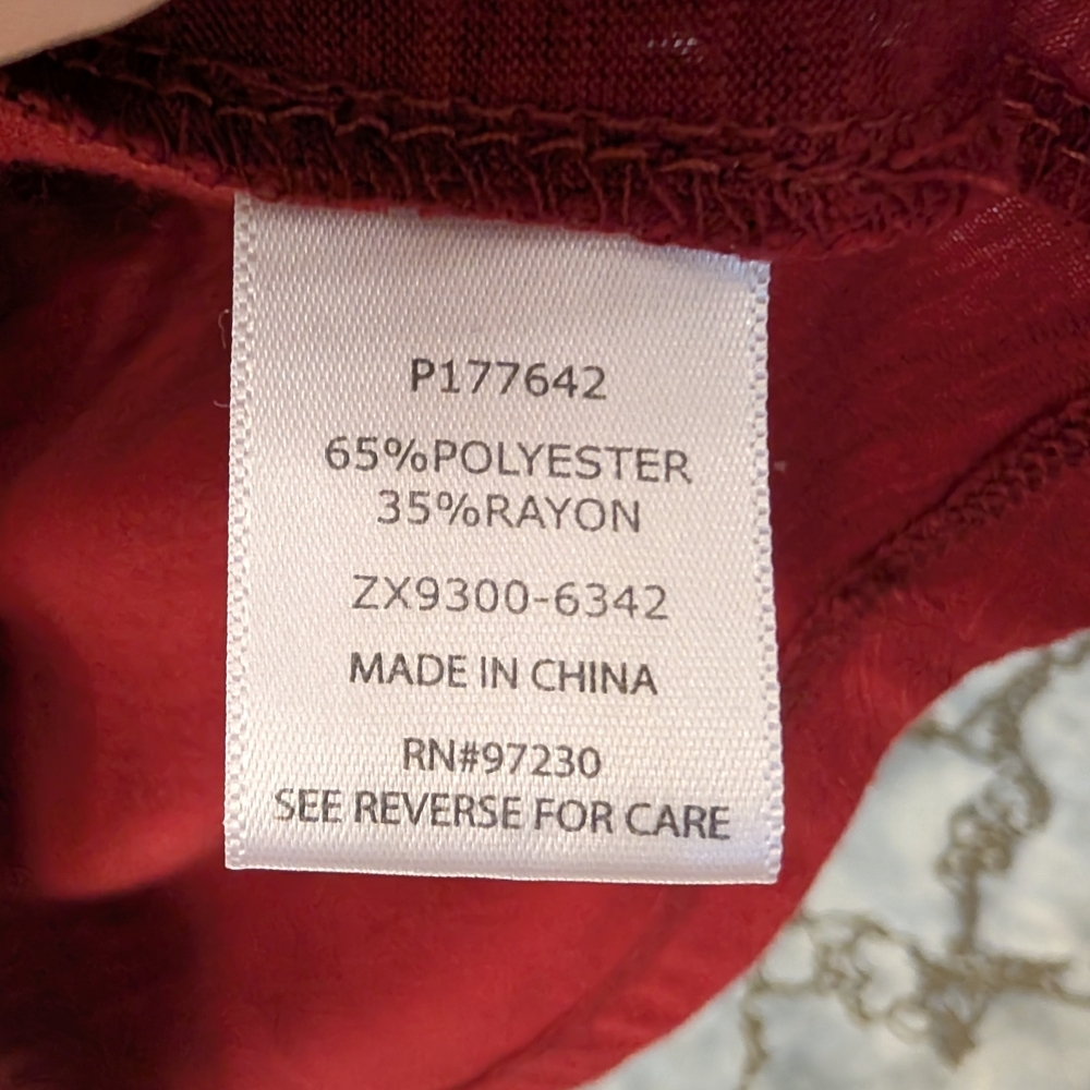 Almost Famous Red Lace-Up Short Sleeve Tee Size Small - Picture 7 of 7